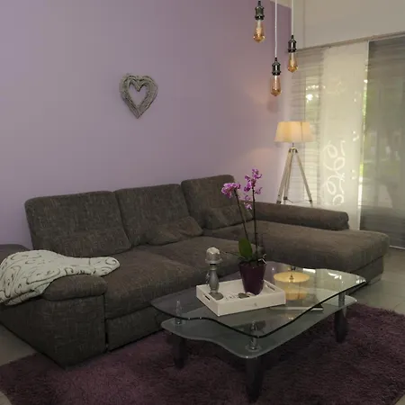 Διαμέρισμα Zauberfaden Neu *